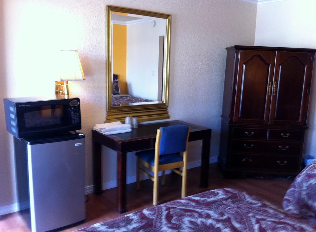 Holiday Motel - Fresno Zimmer foto